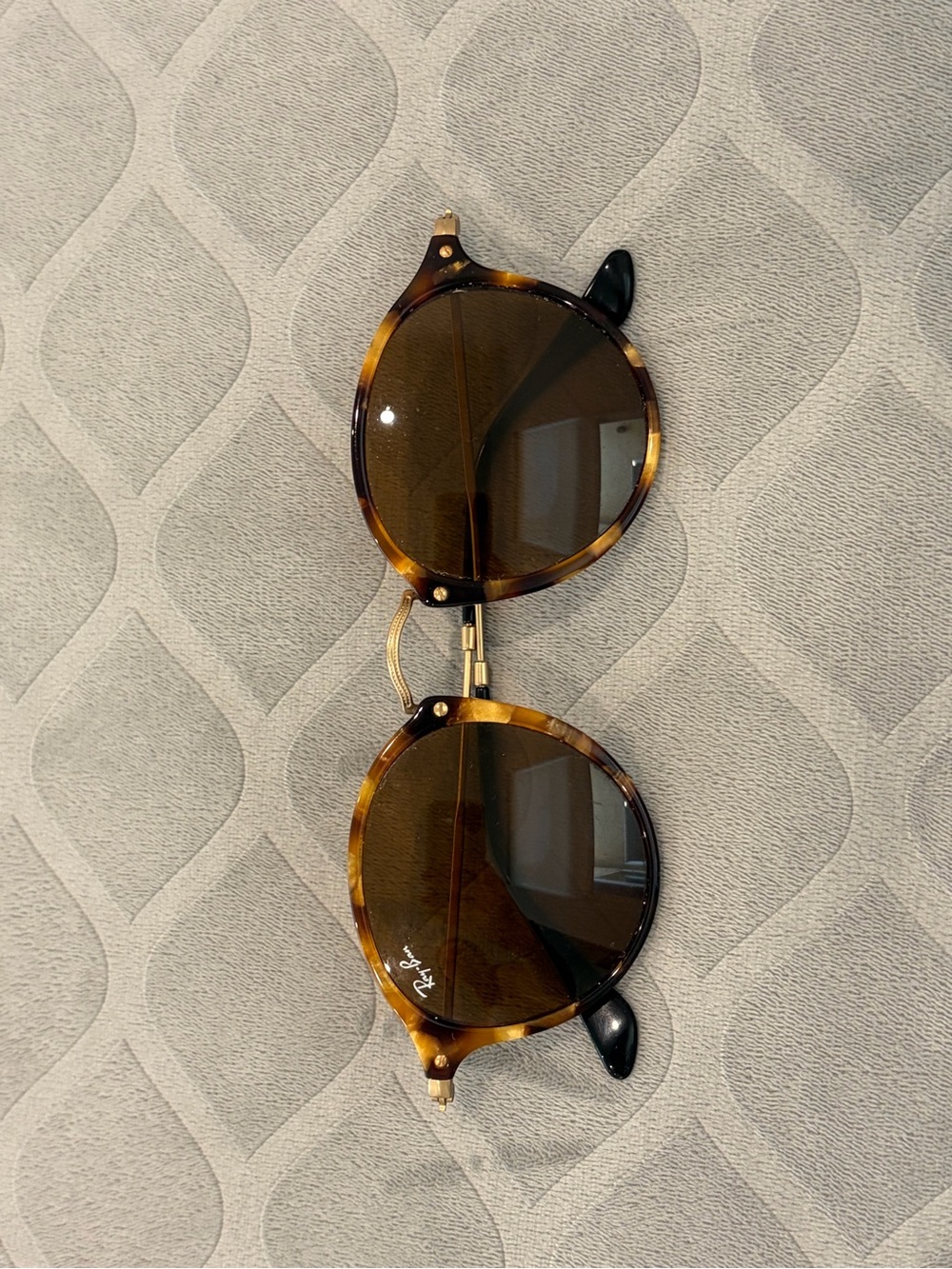 Ray-Ban Women's Round Tortoiseshell Sunglasses - Brown Lenses